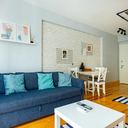 Villa Entire Building With 2 Separate With Elevator And 5 Bathrooms *